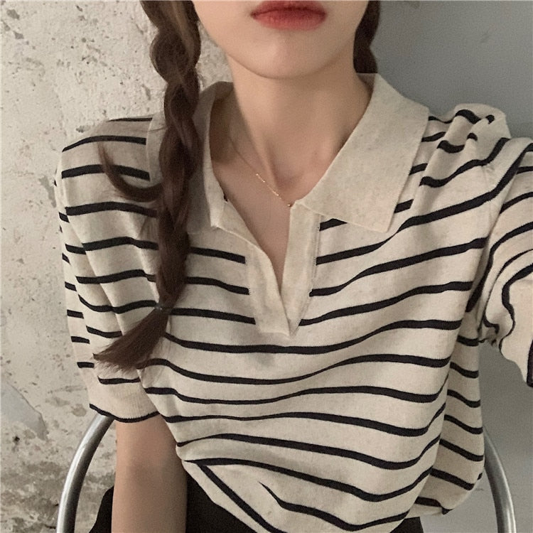 swvws T-Shirts Women Tees Striped Vintage Office Lady Y2k Top V-Neck Summer Harajuku BF Classic Cropped Soft Streetwear Fashion Design