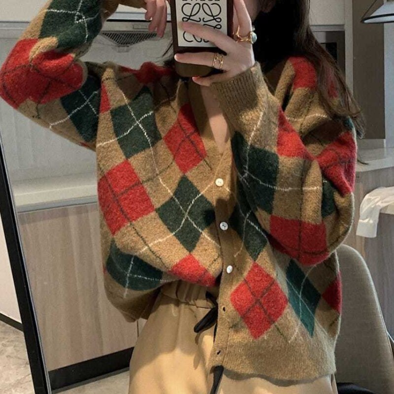 swvws Winter Jacket Sweater Women Argyle Loose Cardigan Vintage V Neck Knit Sweater Fall College Warm Cardigan Sweet Fashion Coat