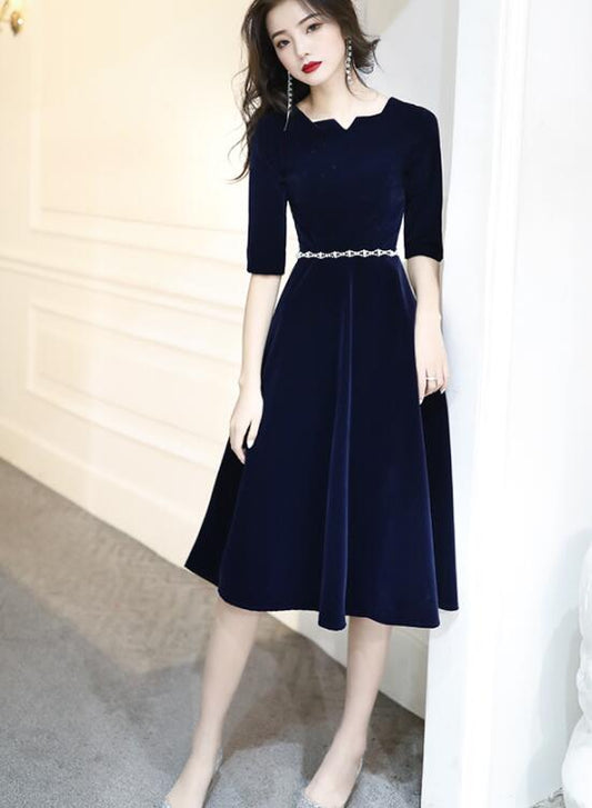 Tmallworld Navy Blue Velvet Knee Length Simple Bridesmaid Dresses, Short Blue Velvet Prom Dresses with Beadings