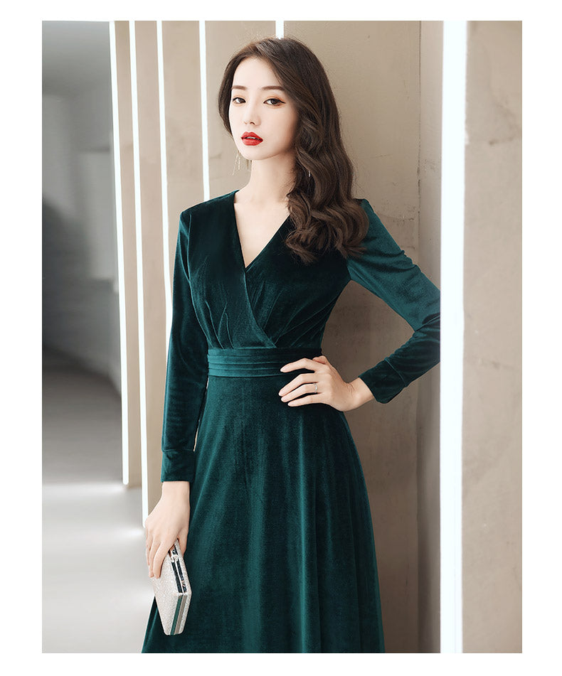 Tmallworld Elegant Velvet Long Sleeves V-neckline Prom Dress. Velvet Bridesmaid Dress Party Dress