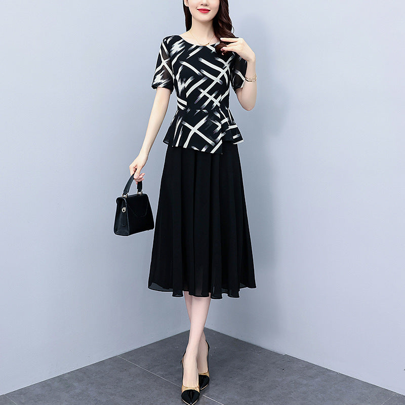 SWVWS Summer New Adult Lady like Woman Style Patchwork Stripes Fake Two Pieces Dress Women's plus Size Waist Trimming Slim Looking Belly Covering Midi Dress Women