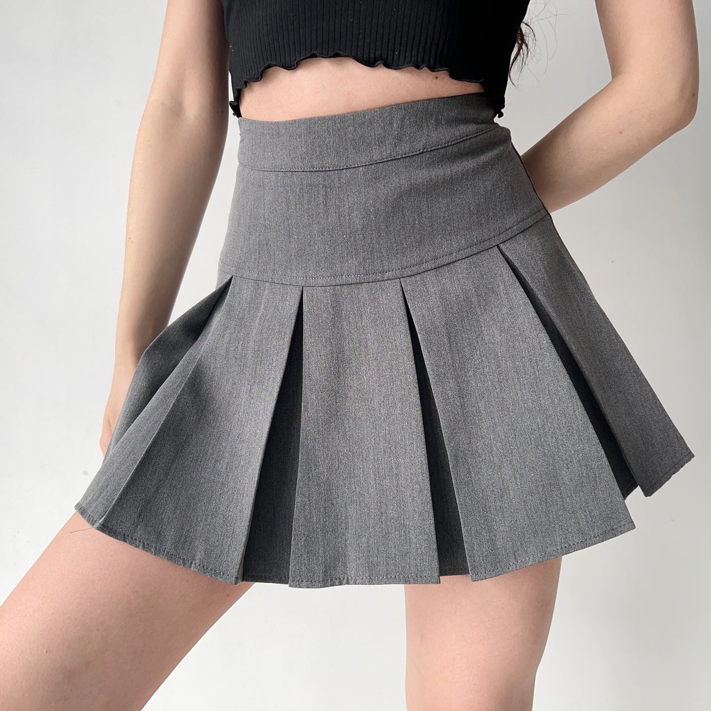 swvws - Academia High-Waisted Pleated Skirt