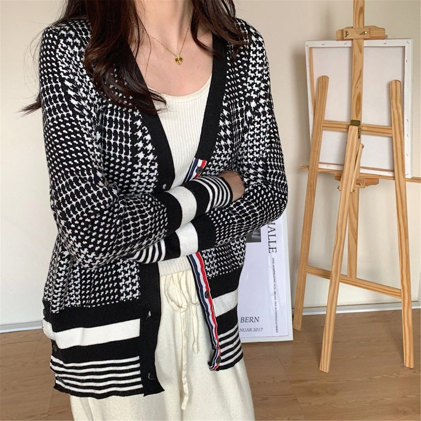 swvws Vintage Houndstooth Plaid Cardigan Women Autumn Elegant Single Breasted Knitted Sweater Coat Korean Style Long Sleeve Jumper Top