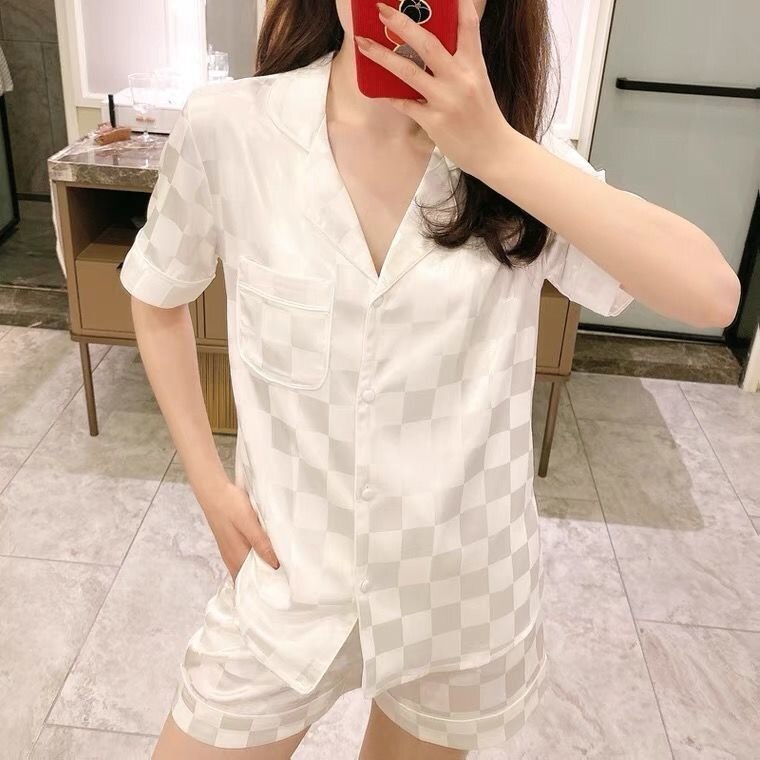 swvws Silk Pajamas For Women Luxury Designer Casual Shorts Suits Ladies Pajamas Set V Neck Sexy Nightwear Sleepwear Home Clothes