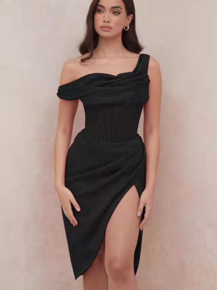 Spring and Summer New Ladies Dress Sexy One-shoulder Stitching Irregular Fashion Temperament Slit Dress Women's Short Skirt