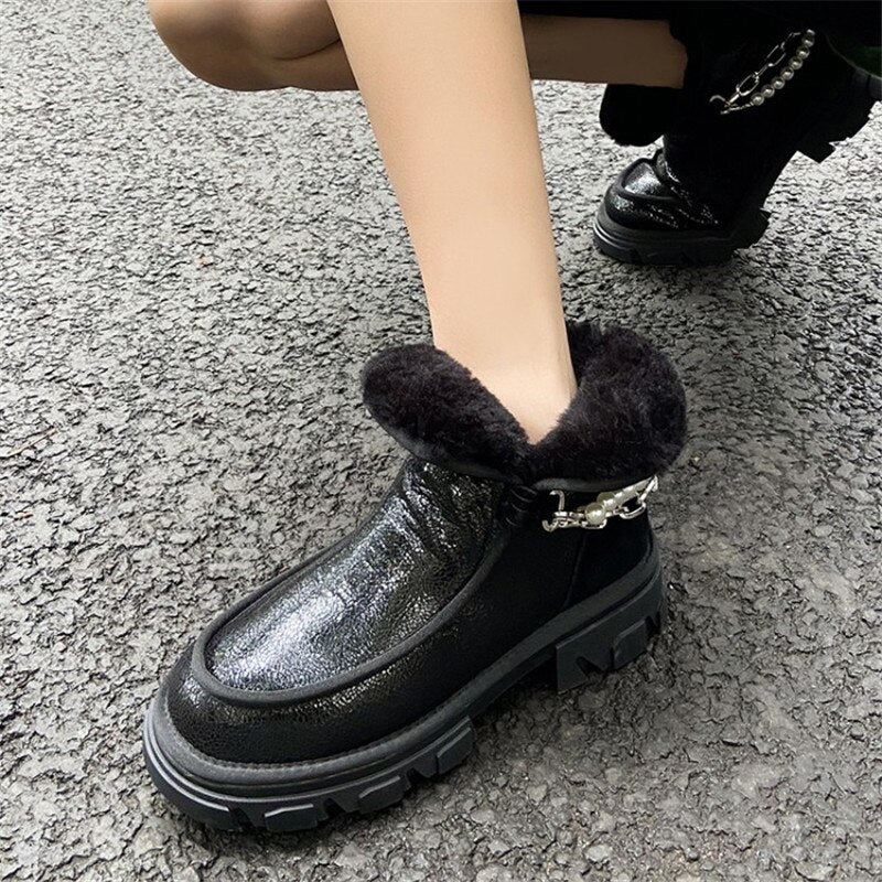 swvws  fashion inspo    New Winter Warm Women's Ankle Boots Pearl Chain Thick Bottom Snow Boots Fashion Women's Boots Wool Fur Boots Youth Boots