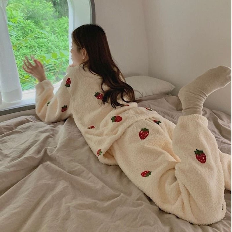 swvws Women Pajama Sets Chic Kawaii Simple Strawberry Korean Style Chic Loose Females Cozy Sweet O-Neck Homewear Soft Warm New Thicker