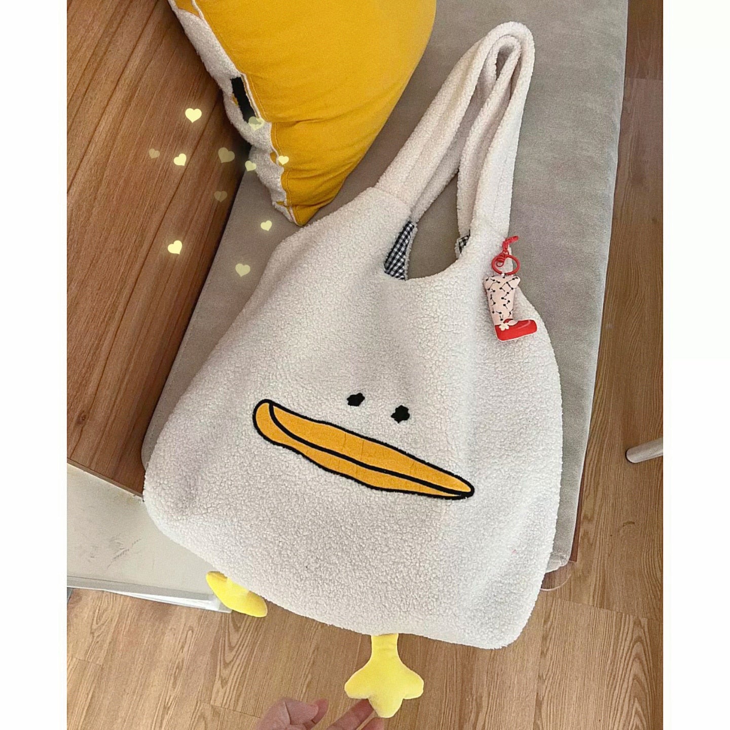 swvws Kawaii Tote Bag Women Cartoon Duck Embroidery Plush Handbags and Purses Soft Imitation Lamb Hair Shoulder Bag For Women Bolsas