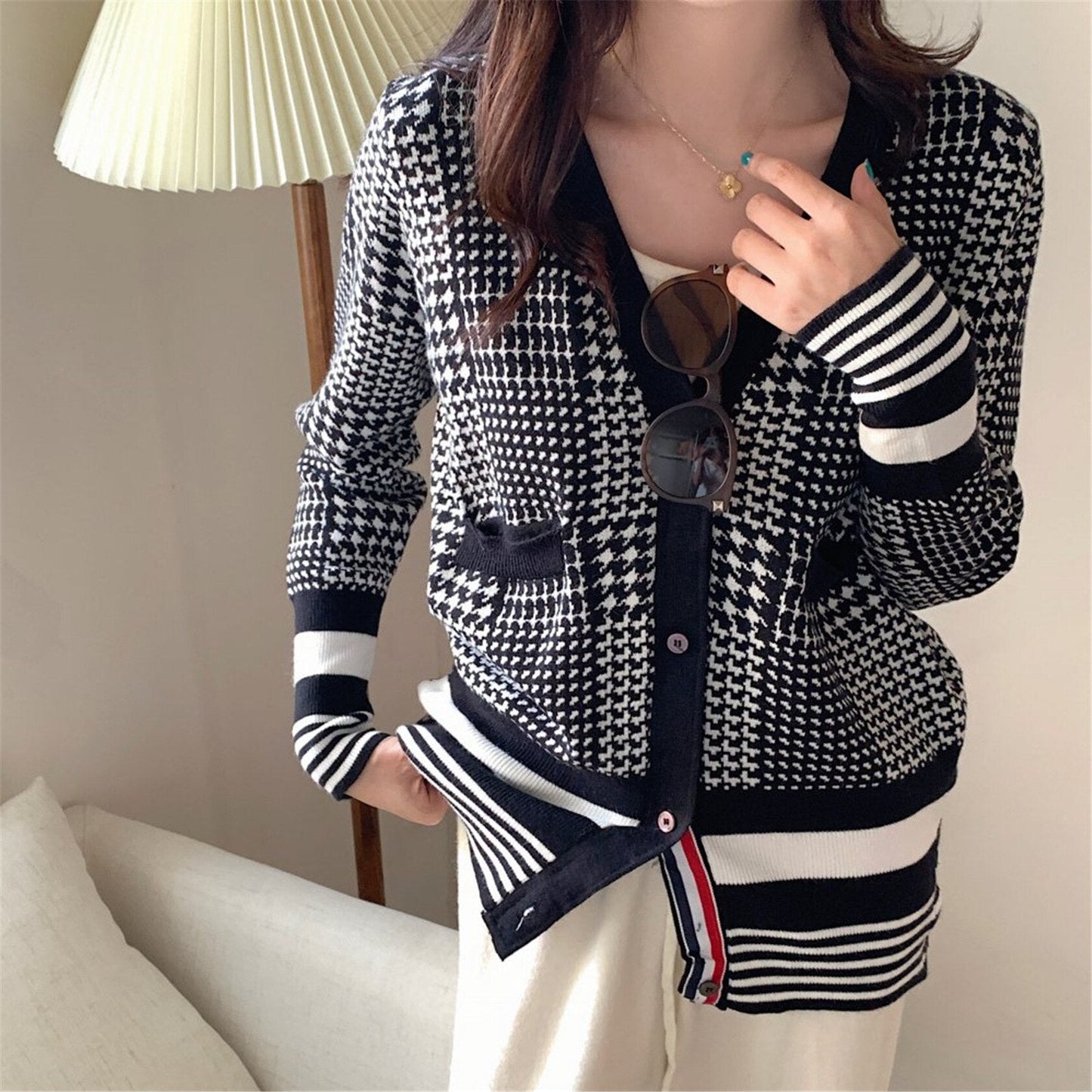 swvws Vintage Houndstooth Plaid Cardigan Women Autumn Elegant Single Breasted Knitted Sweater Coat Korean Style Long Sleeve Jumper Top