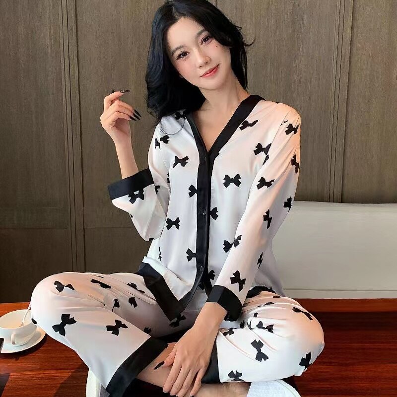 swvws Silk Pajamas For Women Luxury Designer Casual Shorts Suits Ladies Pajamas Set V Neck Sexy Nightwear Sleepwear Home Clothes