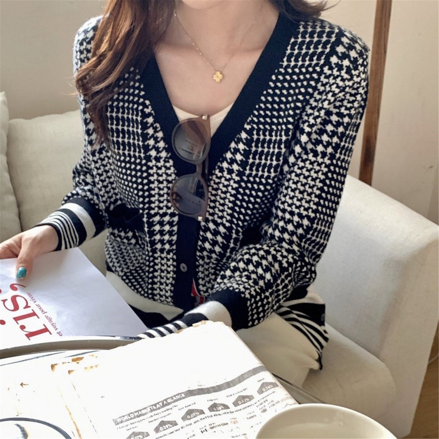 swvws Vintage Houndstooth Plaid Cardigan Women Autumn Elegant Single Breasted Knitted Sweater Coat Korean Style Long Sleeve Jumper Top