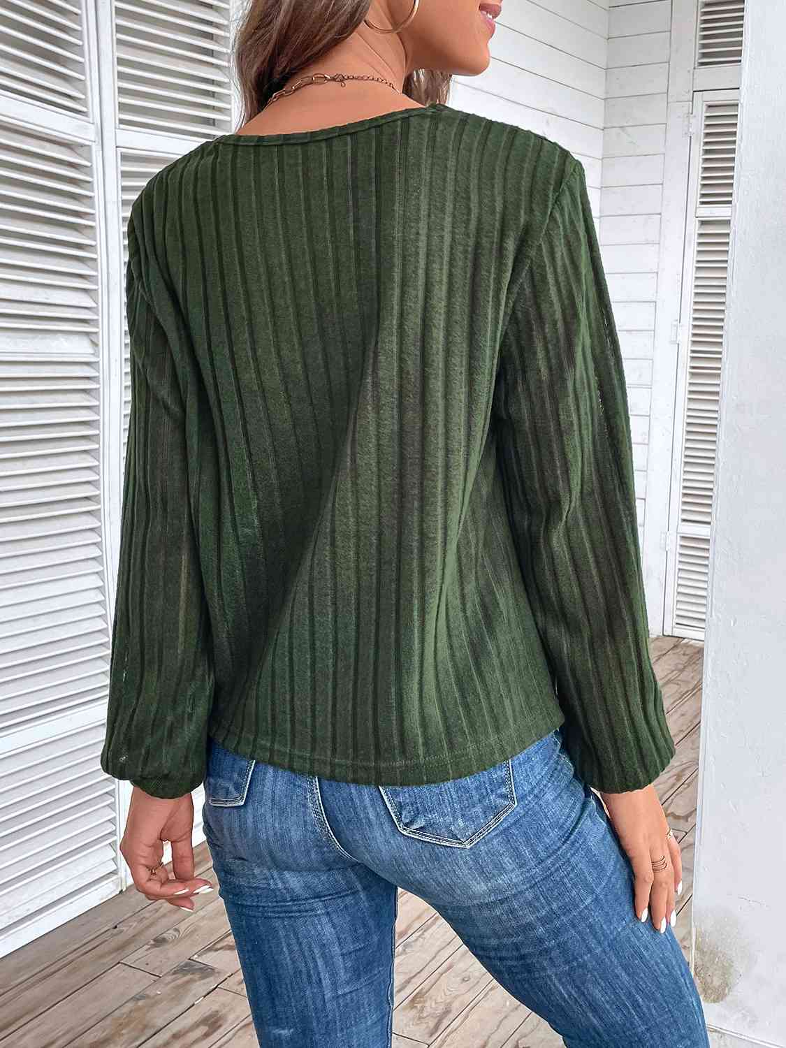 swvws Twisted V-Neck Buttoned Long Sleeve T-Shirt