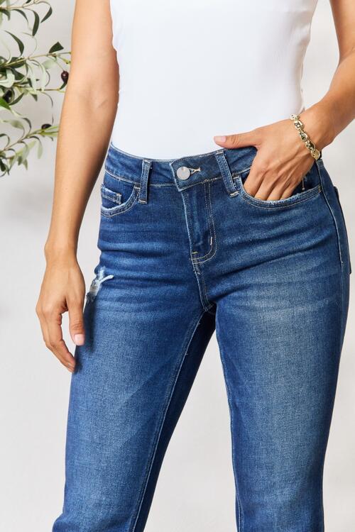 swvws BAYEAS Distressed Cropped Jeans