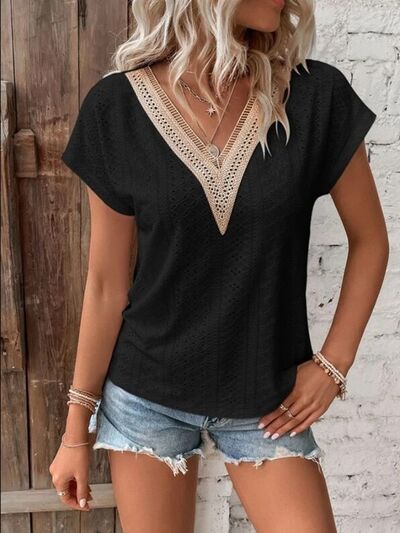 swvws Eyelet V-Neck Short Sleeve T-Shirt