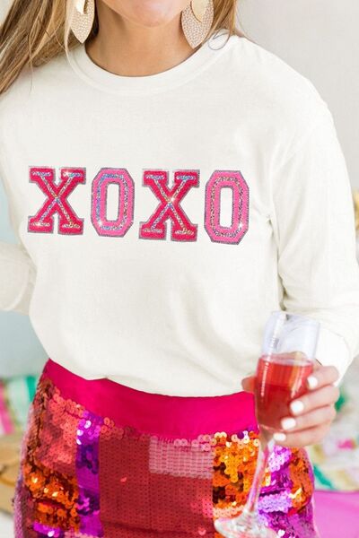 swvws XOXO Round Neck Long Sleeve Sweatshirt