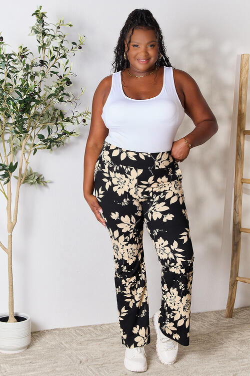 swvws Heimish Full Size High Waist Floral Flare Pants