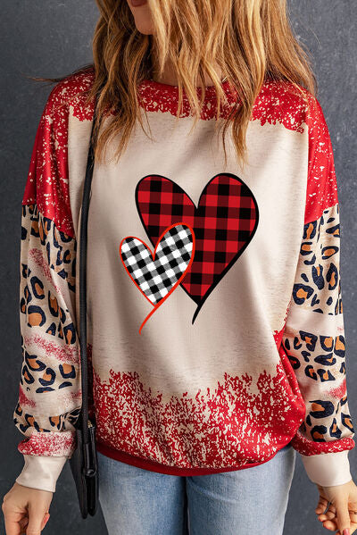 swvws Heart Leopard Round Neck Sweatshirt