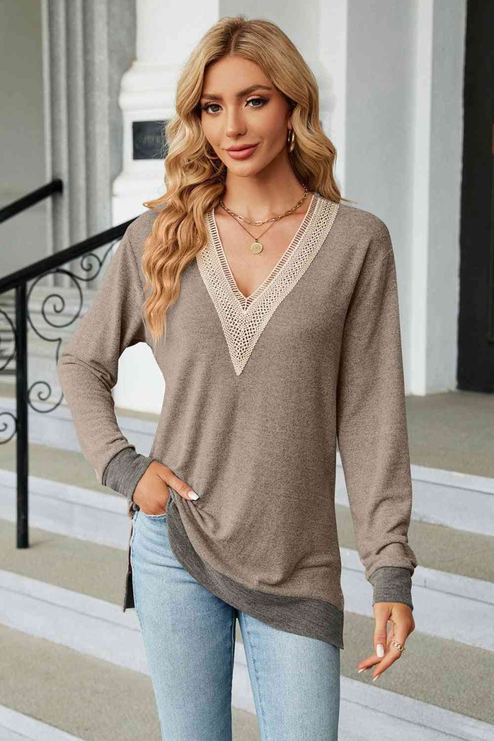 swvws V-Neck Long Sleeve T-Shirt