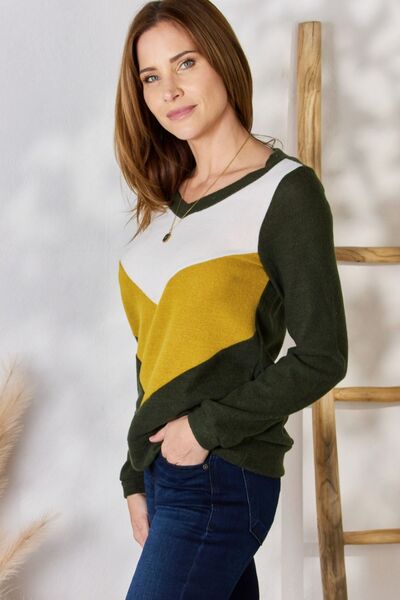 swvws Hailey & Co Full Size Colorblock V-Neck Blouse