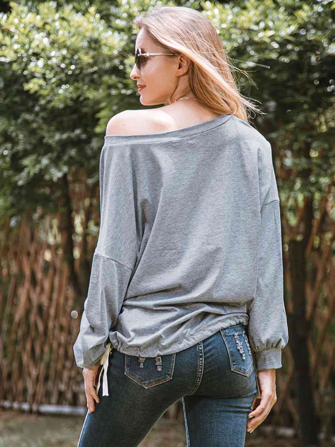 swvws Round Neck Dropped Shoulder Top