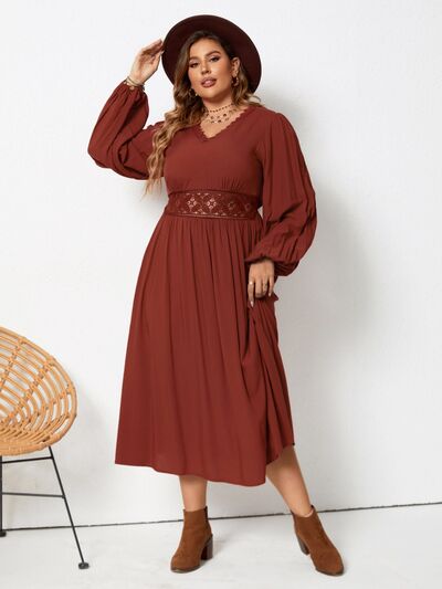 swvws Plus Size Lace Detail V-Neck Balloon Sleeve Dress