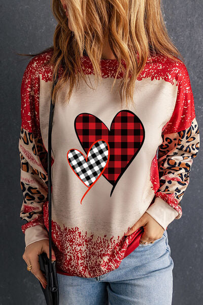 swvws Heart Leopard Round Neck Sweatshirt