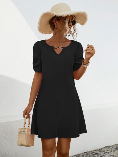 swvws Chain Notched Short Sleeve Dress