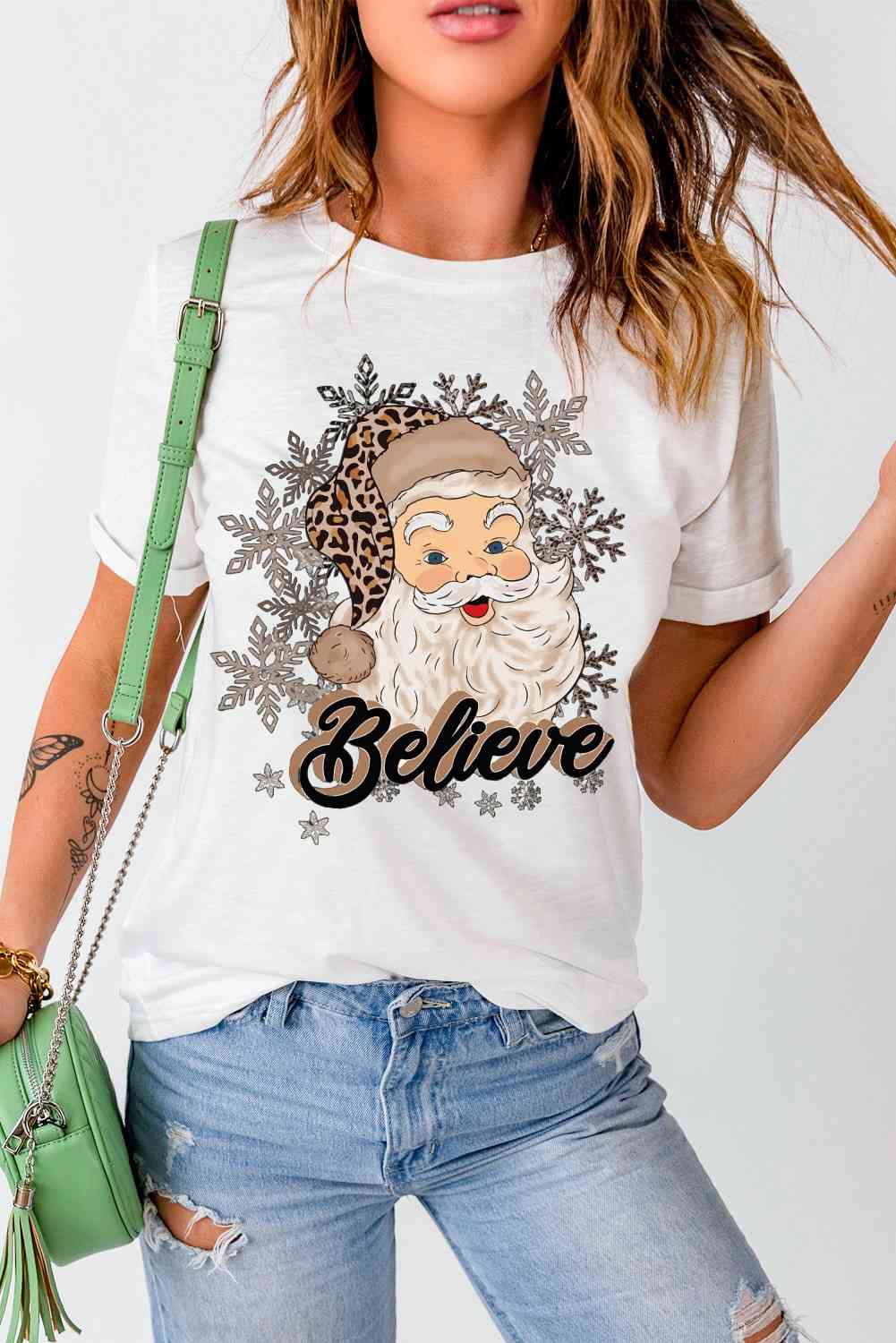 swvws BELIEVE Santa Graphic T-Shirt