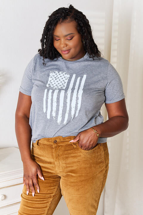 swvws Simply Love US Flag Graphic Cuffed Sleeve T-Shirt