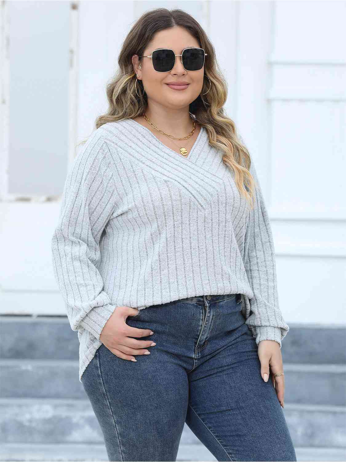 swvws Plus Size Ribbed V-Neck Long Sleeve Top