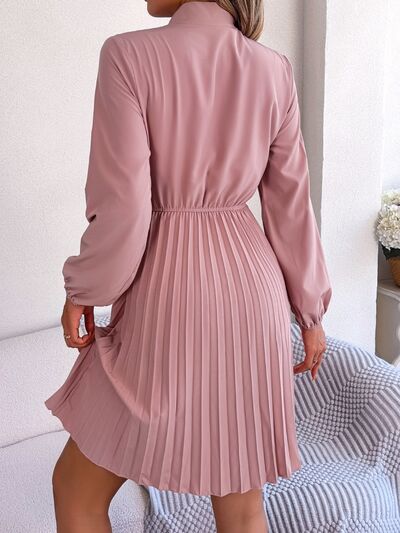 swvws Tie Neck Balloon Sleeve Pleated Dress