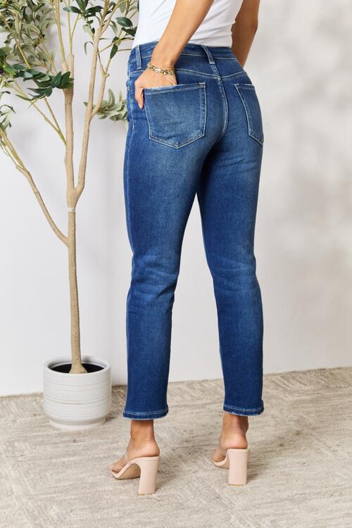 swvws BAYEAS Distressed Cropped Jeans