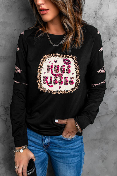 swvws HUGS AND KISSES Leopard Round Neck Sweatshirt