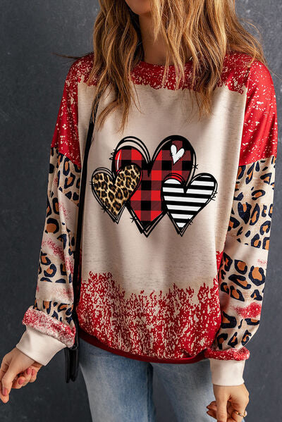 swvws Heart Leopard Round Neck Sweatshirt