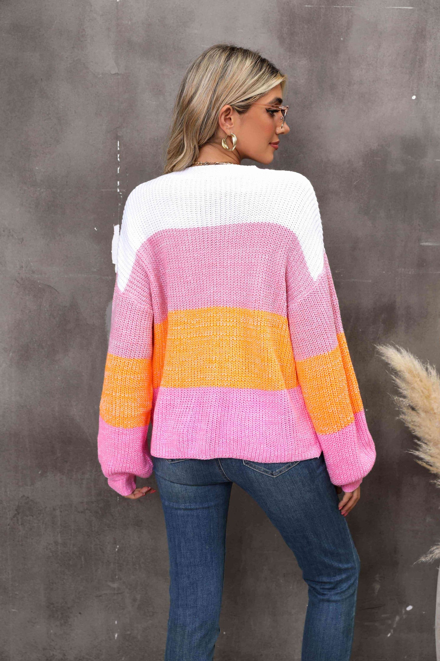 swvws Color Block Round Neck Dropped Shoulder Sweater