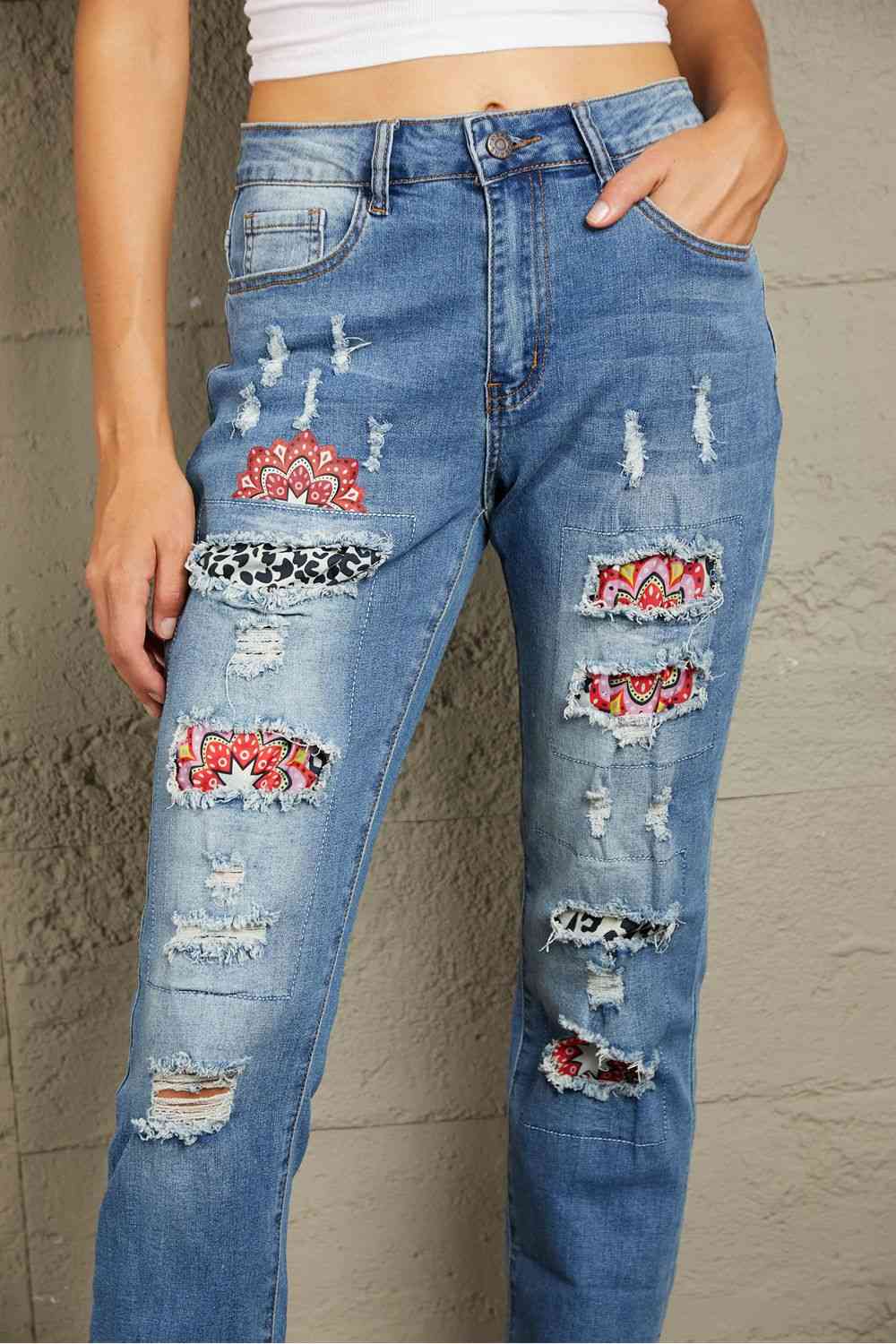 swvws Baeful Leopard Patch Ankle-Length Jeans