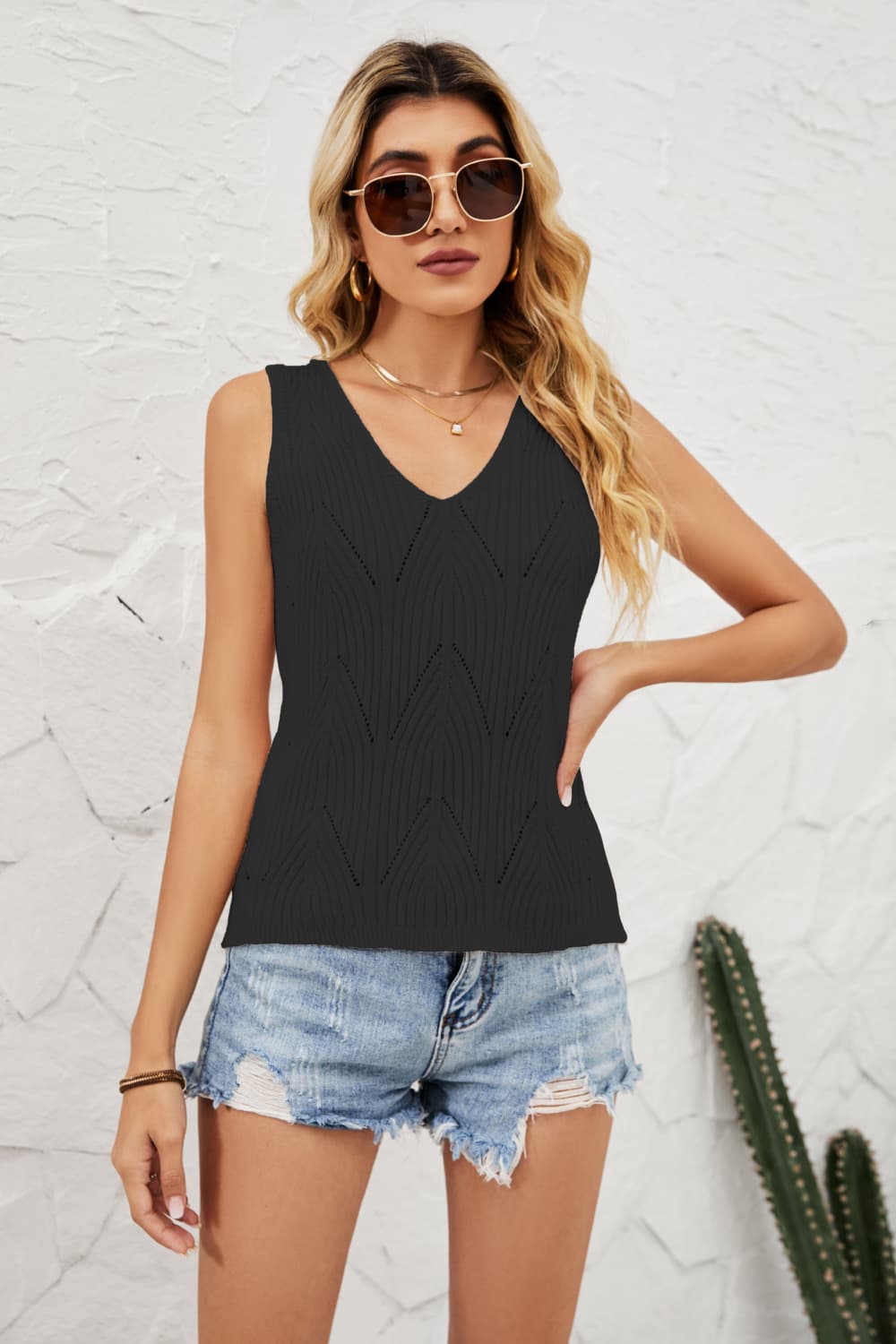 swvws Openwork V-Neck Knit Top