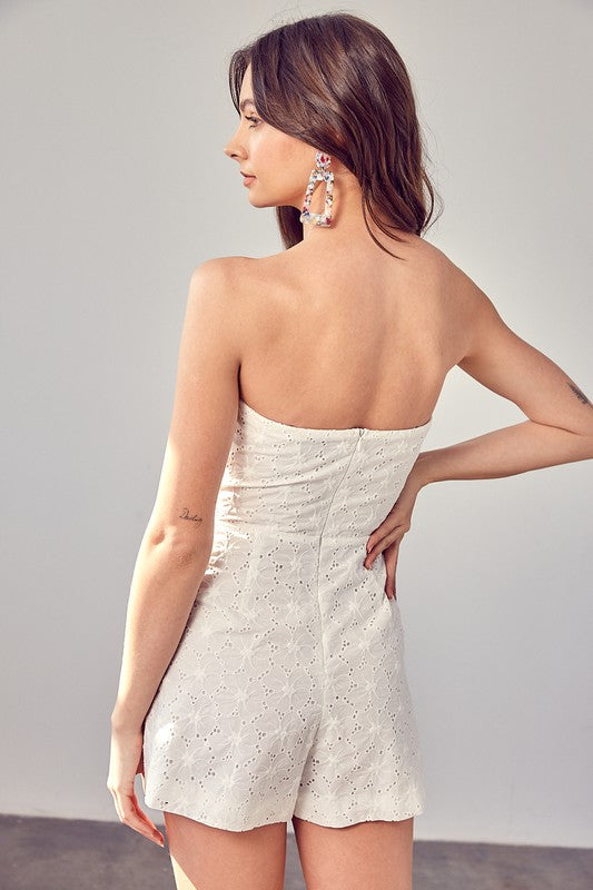 swvws Eyelet Ruffle Romper