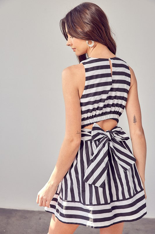 swvws Front Cross Back Tie Dress