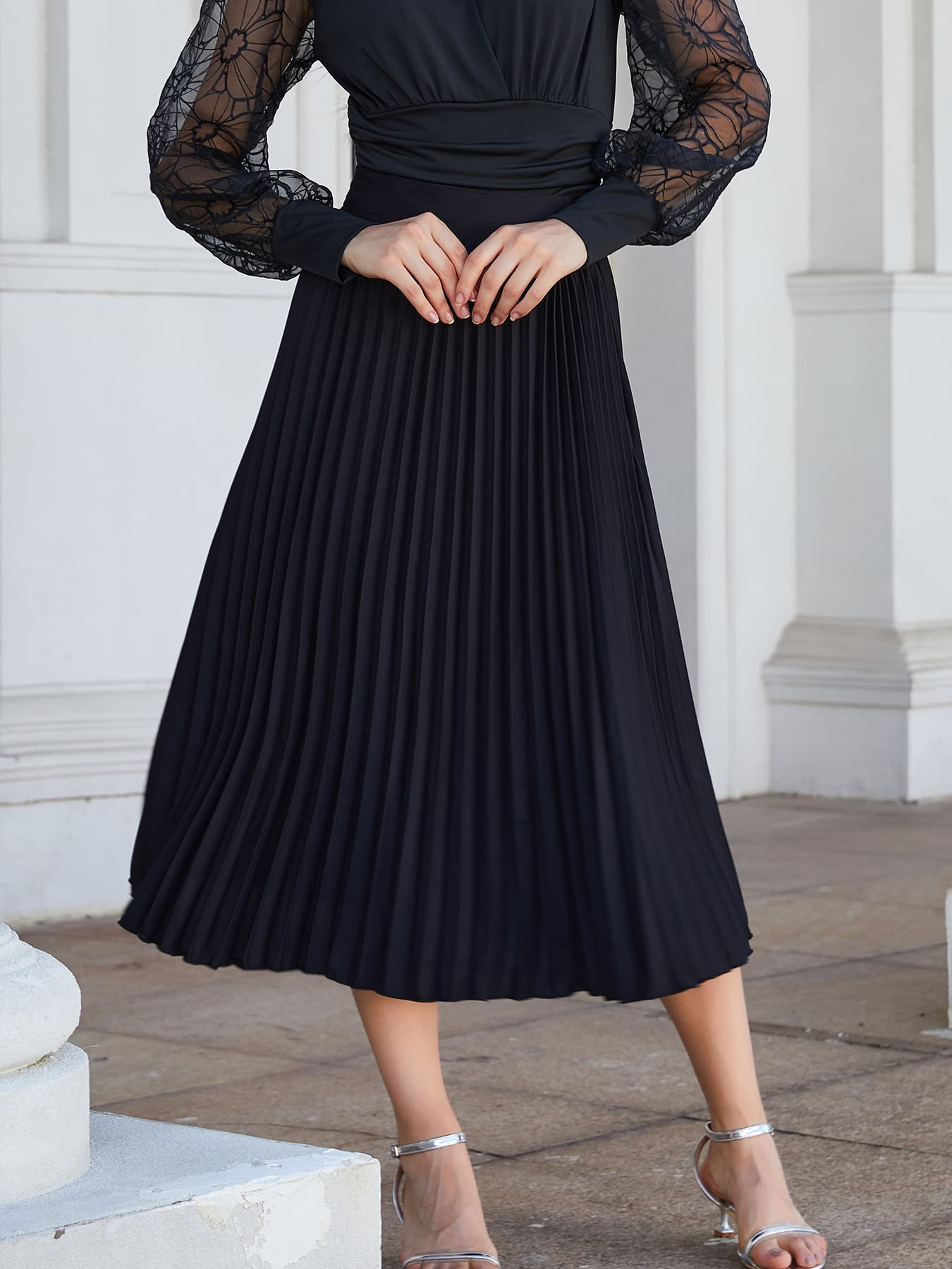 themeisles Pleated Midi Skirt