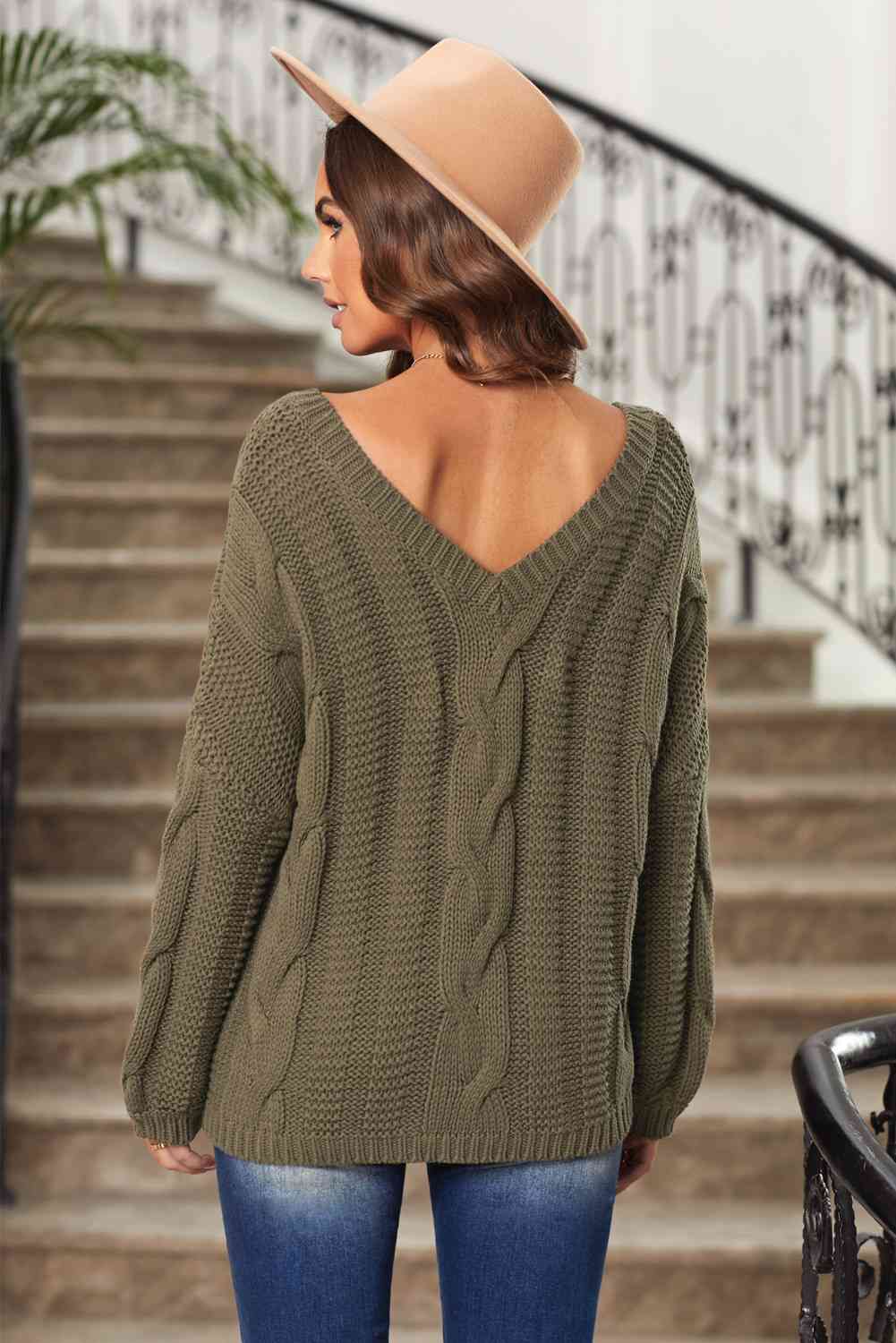 swvws Cable Knit V-Neck Sweater