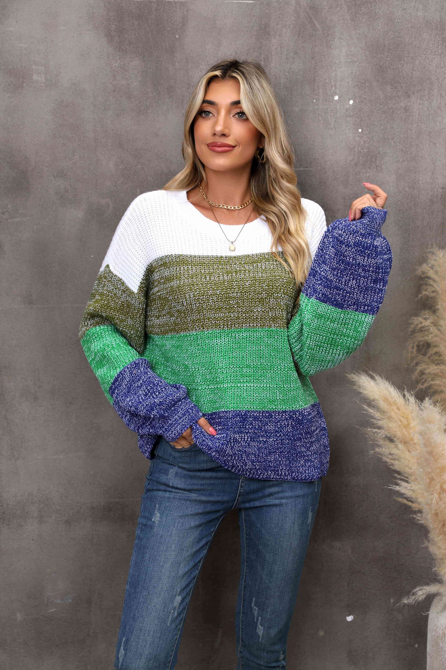 swvws Color Block Round Neck Dropped Shoulder Sweater