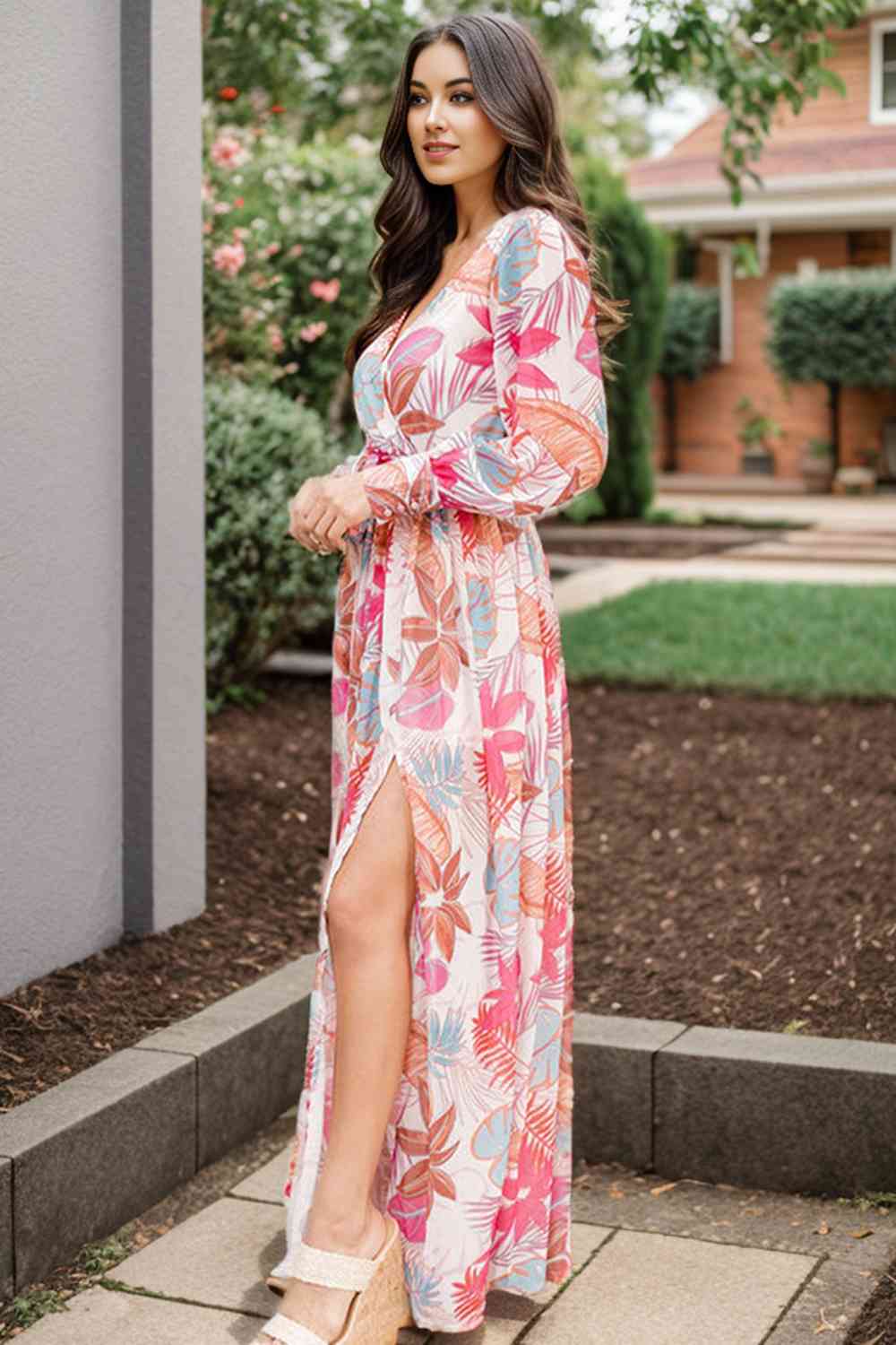 swvws Plus Size V-Neck Printed Slit Dress