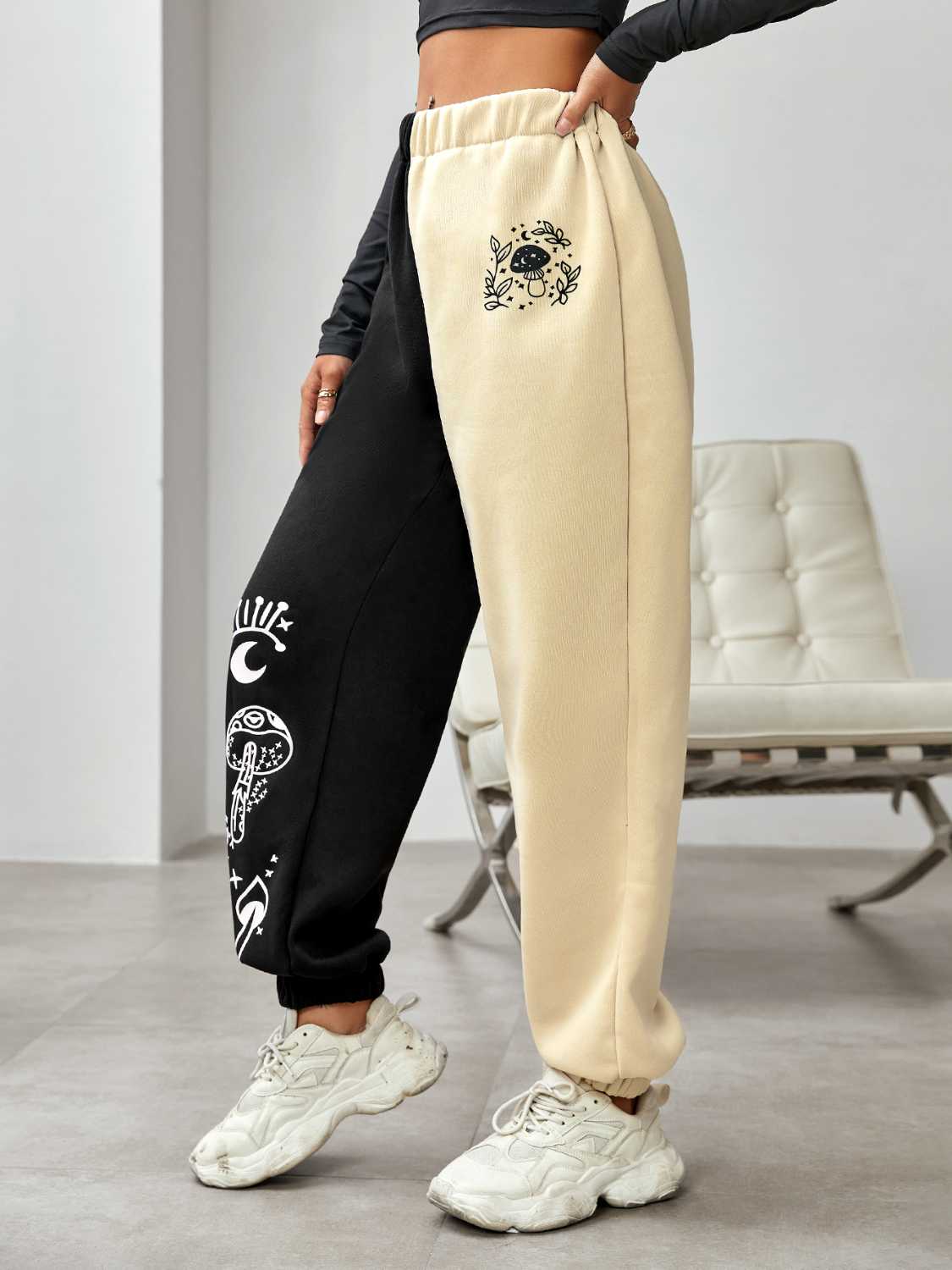 swvws Graphic Contrast Sweatpants