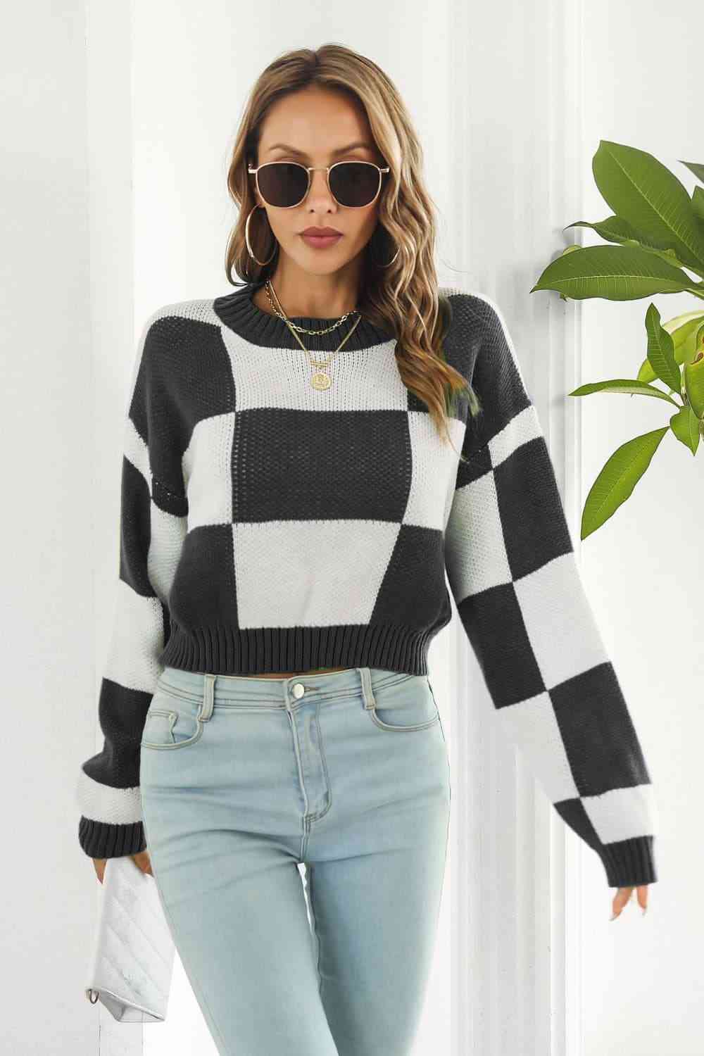 swvws Color Block Round Neck Dropped Shoulder Sweater