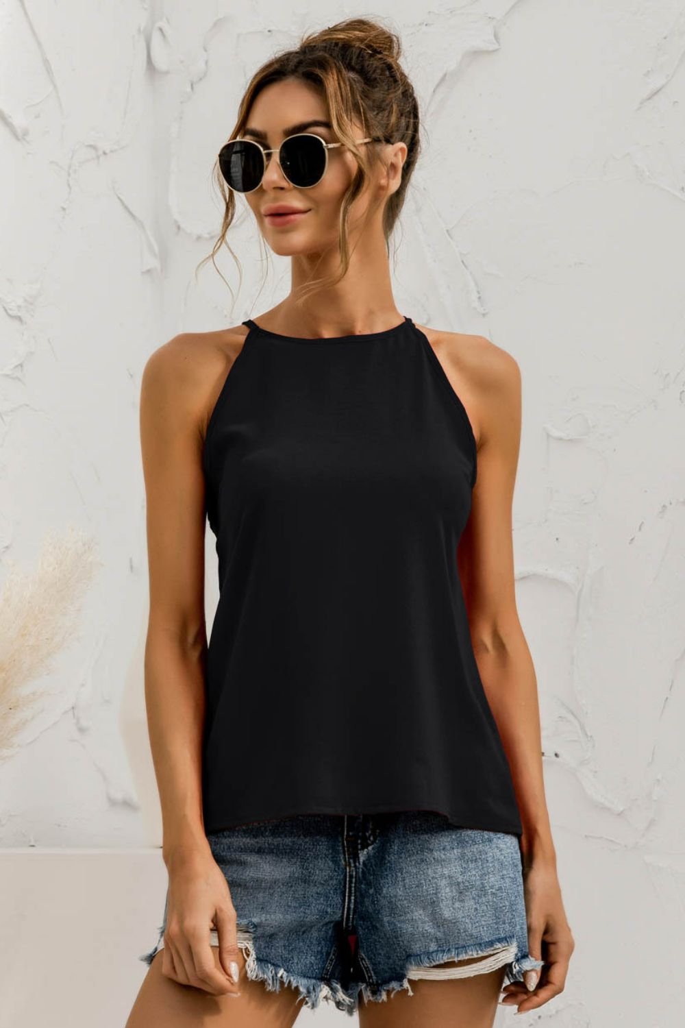 swvws Keyhole Round Neck Tank