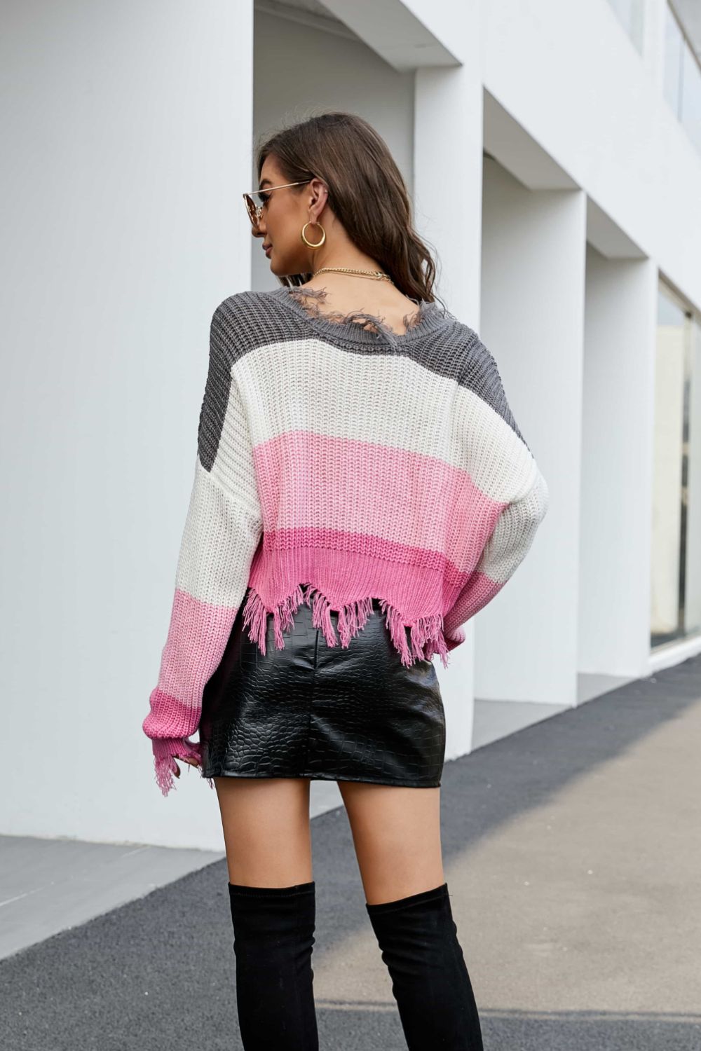 swvws Striped Fringe Trim V-Neck Sweater