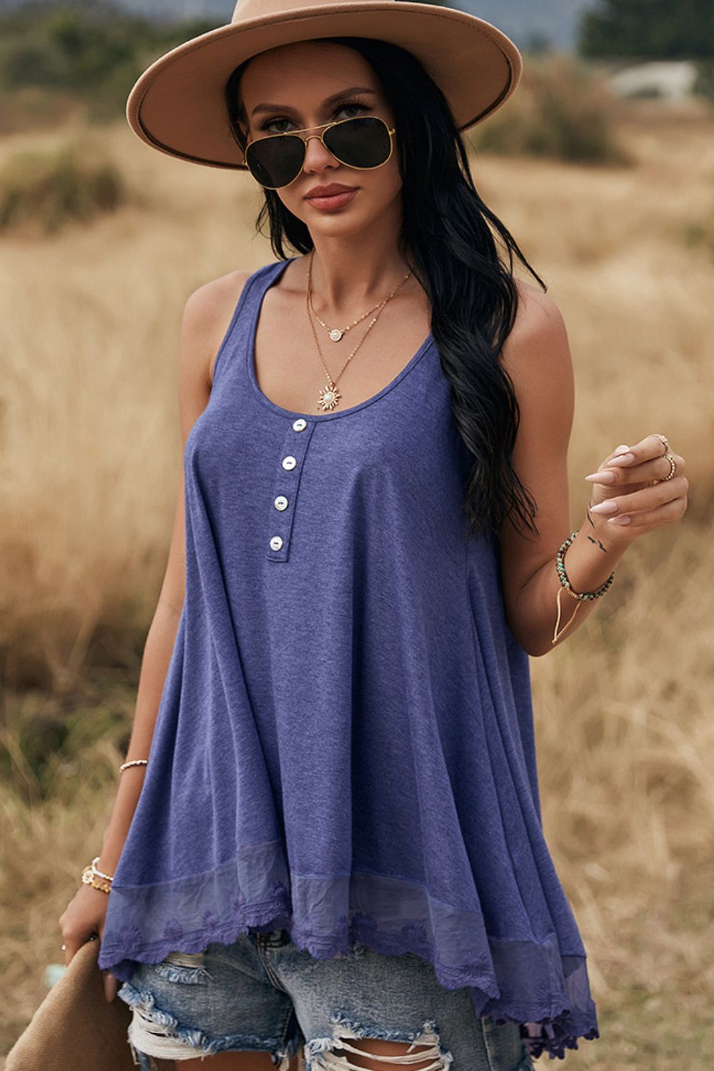 swvws Lace Trim Button Detail Tank Top