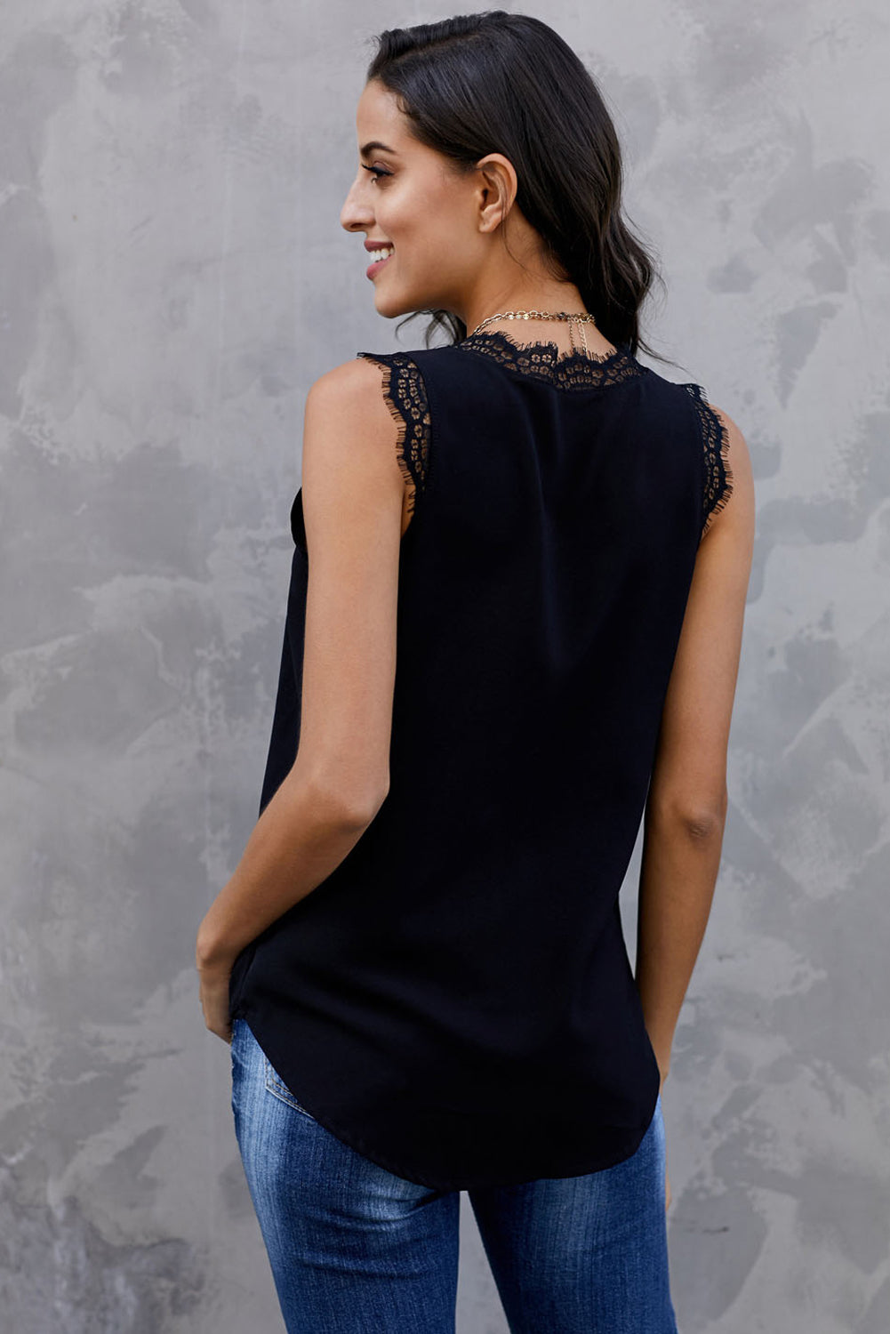 swvws Eyelash Lace V-Neck Tank Top