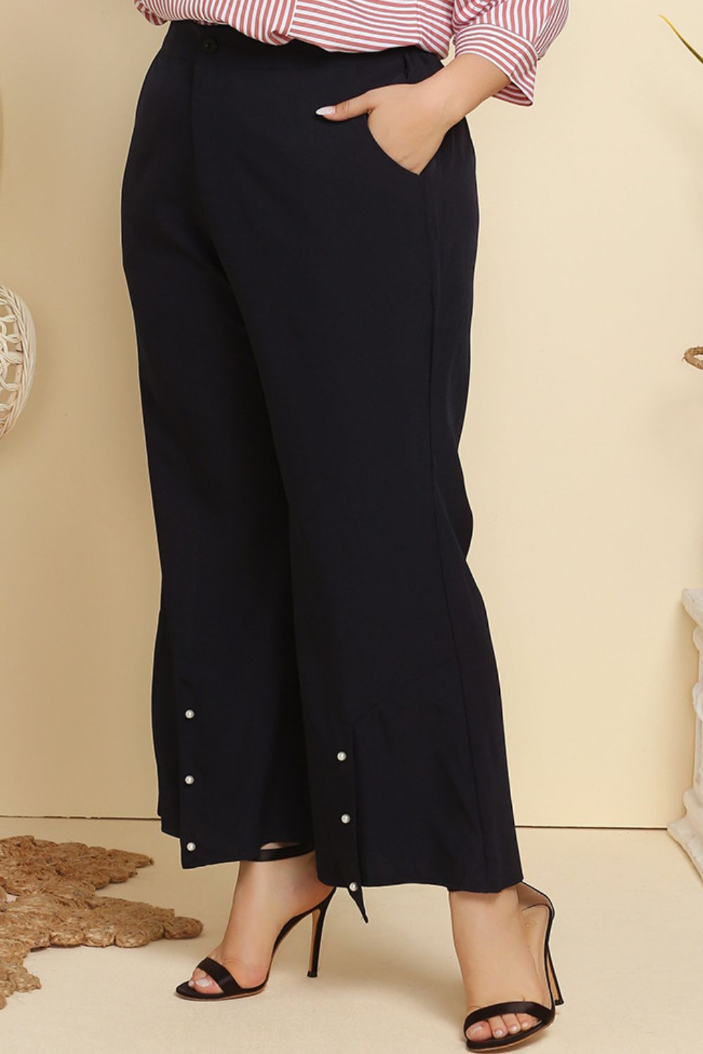 swvws Plus Size Hem Detail Flare Pants